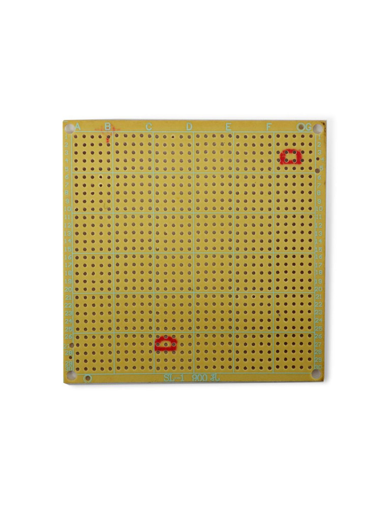 Baquelita Perforada 8.3x8.3 Cm PC-48